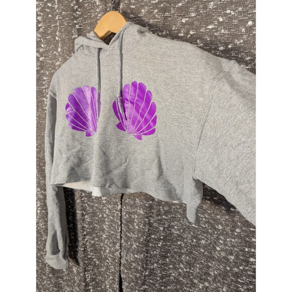 Gildan Mermaid Seashell Bra Gray Cropped Hoodie Size S - Picture 3 of 7